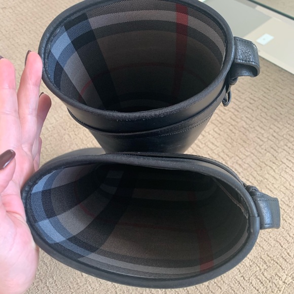 Burberry rain boots with buckle size 39 - Picture 5 of 5